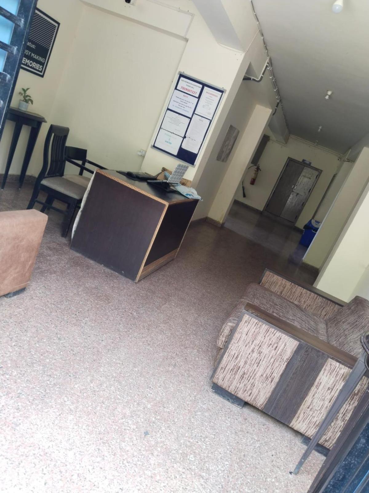 Abuzz Oxfordcaps Chanakya Hostel Szolan Kültér fotó
