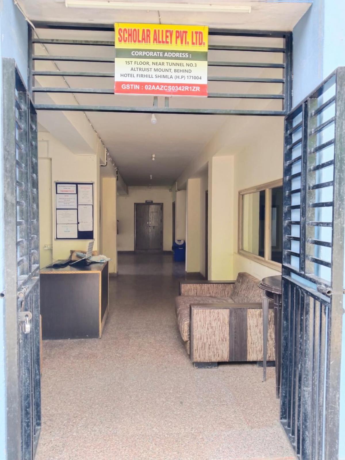 Abuzz Oxfordcaps Chanakya Hostel Szolan Kültér fotó